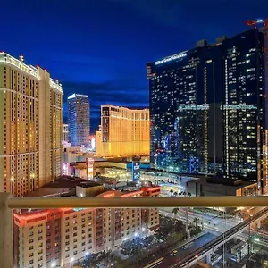 Mgm Signature-18-701 1br2ba Strip View Balcony Las Vegas